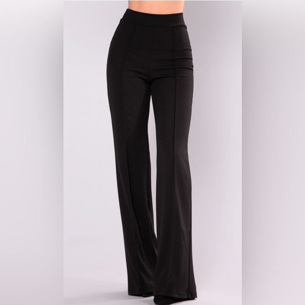 Fashion Nova ✨ High Waist Wide Leg Victorian Black Size Large. Back zip closure